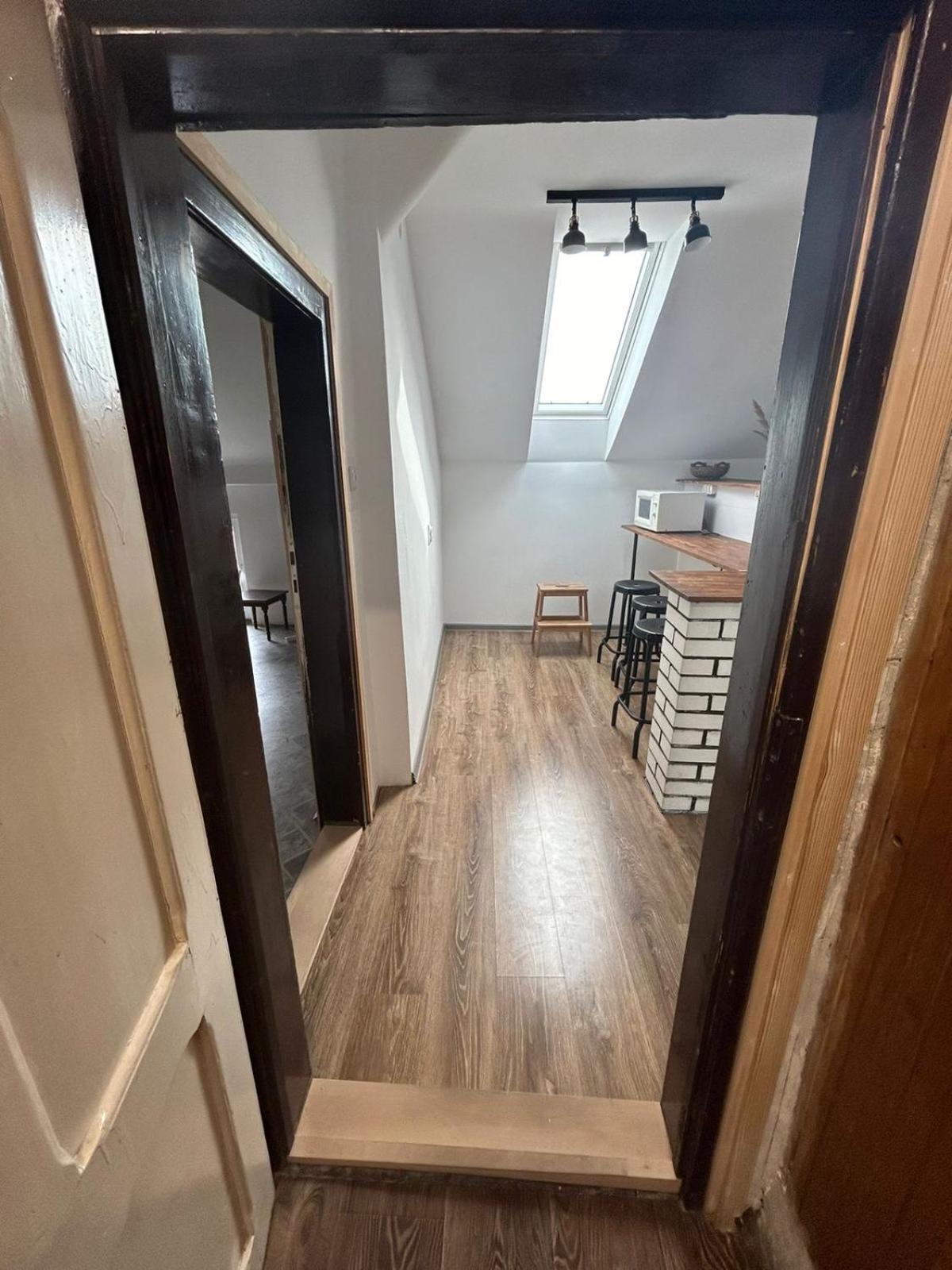 Private Apartament With Shared Bathroom Belgrade Luaran gambar